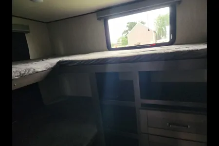 Corey's 2022cGrand Design 28 BH Fifth Wheel