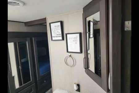 Corey's 2022cGrand Design 28 BH Fifth Wheel