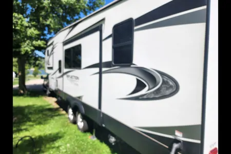 Corey's 2022cGrand Design 28 BH Fifth Wheel