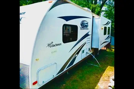 Easy tow, lightweight, Pristine condition, itsSummerEnjoy It!