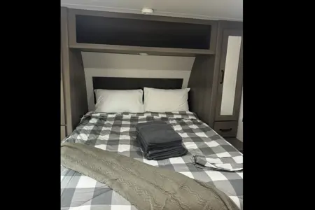 2024 Transcend Travel Trailer Ft.2 Bathrooms!