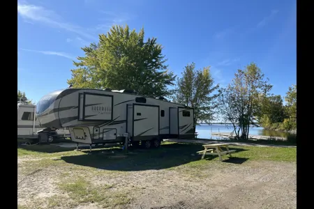 Tim's Forest River Rockwood Signature Ultralight Fifth Wheel