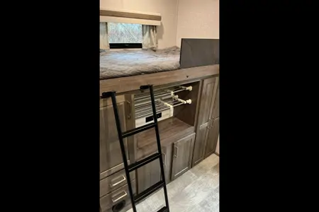 Tim's Forest River Rockwood Signature Ultralight Fifth Wheel