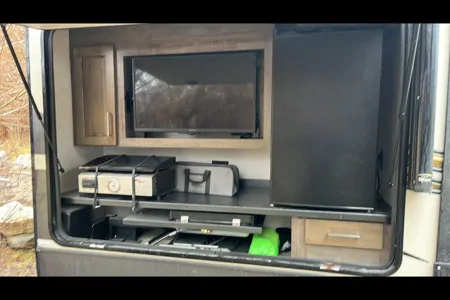 Tim's Forest River Rockwood Signature Ultralight Fifth Wheel