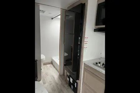 Robert's Grand River 25rb Travel Trailer