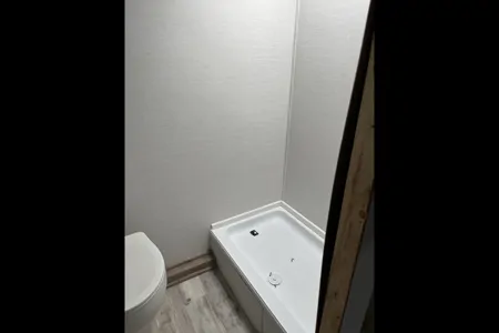 Robert's Grand River 25rb Travel Trailer