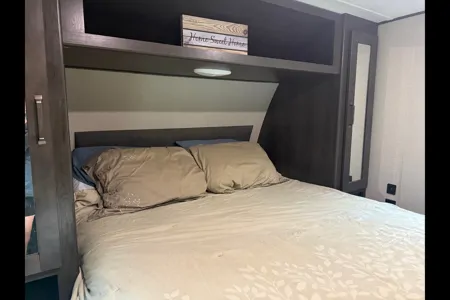 JAC’s Grand Adventure Travel Trailer