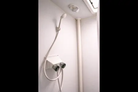 ✨ Retro Escape – Lightweight Off-Grid White Water Trailer ✨