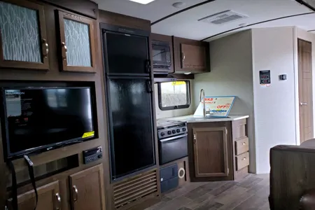Chris's Keystone Bullet Premier 31BKPR Travel Trailer