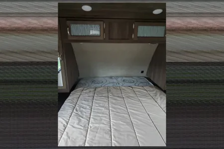 Chris's Keystone Bullet Premier 31BKPR Travel Trailer