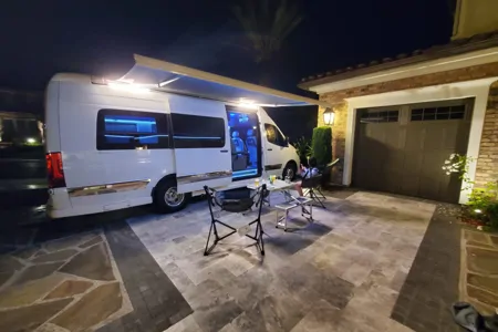 The Ultimate Luxery RV - Grech Strada Class B