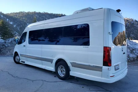 The Ultimate Luxery RV - Grech Strada Class B
