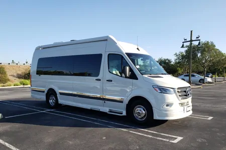 The Ultimate Luxery RV - Grech Strada Class B