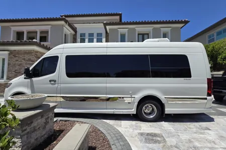The Ultimate Luxery RV - Grech Strada Class B