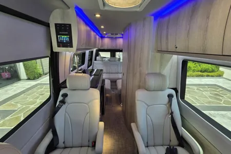 The Ultimate Luxery RV - Grech Strada Class B