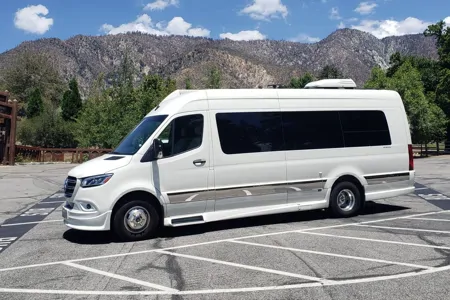 The Ultimate Luxery RV - Grech Strada Class B