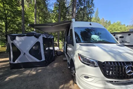 The Ultimate Luxery RV - Grech Strada Class B