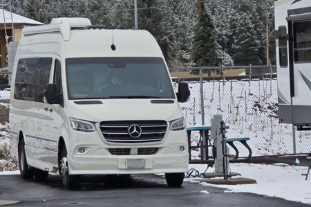 The Ultimate Luxery RV - Grech Strada Class B