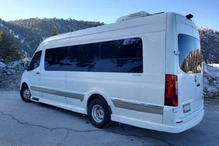 The Ultimate Luxery RV - Grech Strada Class B