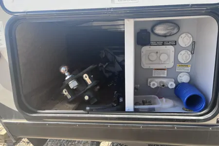 RC's Bunkhouse Tracer Air 300 Travel Trailer