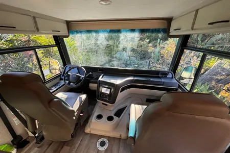 New Jayco Alante Class A 29F with bunk beds and full size Fridge and Freezer