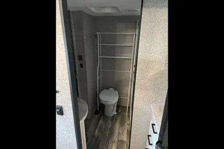 Zach Open RangeRV 371mbh Fifth Wheel