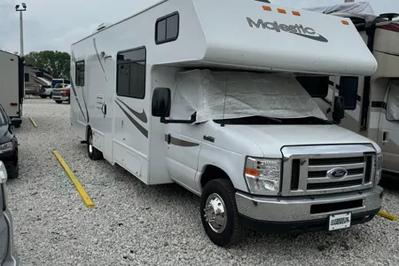 Monica's Thor Motor Coach Four Winds Class C