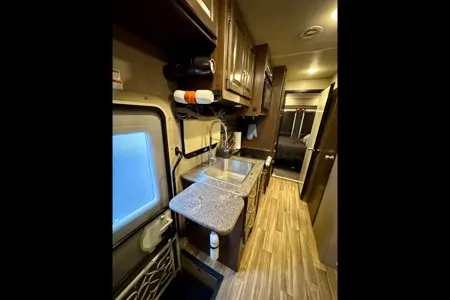 NYK Adventure Bus Thor Motor Coach Outlaw 29J Class C