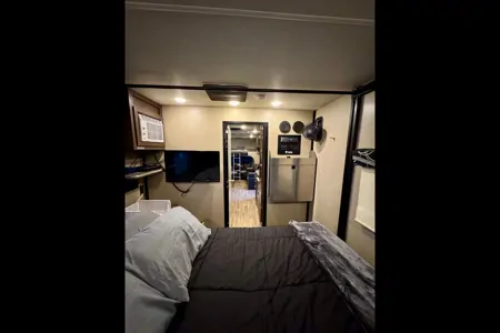 NYK Adventure Bus Thor Motor Coach Outlaw 29J Class C