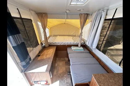 Freedom on Wheels - Cozy Rockwood Pop-Up Camper