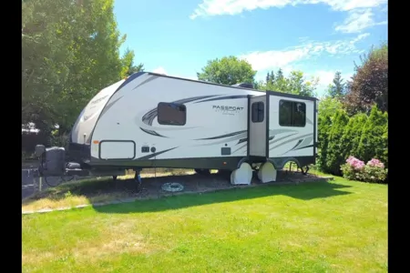 Art's Keystone Passport Grand Touring Ultra Lite Travel Trailer