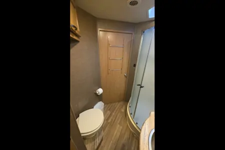 Meet "Betty" - 2018 Thor Acre Motorcoach