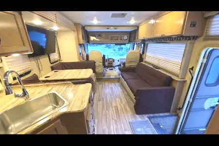 Meet "Betty" - 2018 Thor Acre Motorcoach