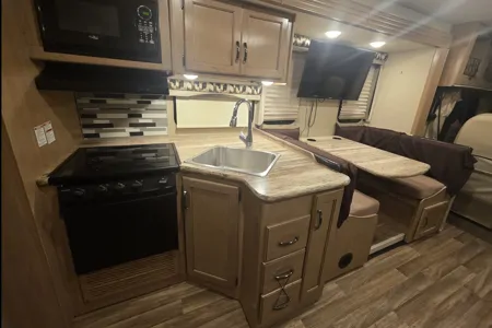 Meet "Betty" - 2018 Thor Ace Motorcoach