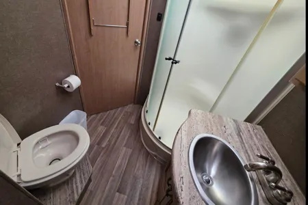 Meet "Betty" - 2018 Thor Ace Motorcoach