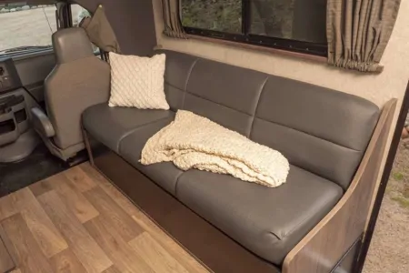 Minnie Winnie Class C