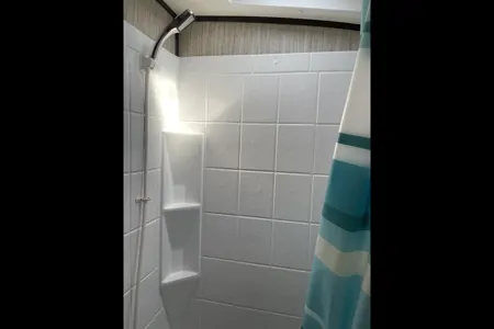 Rolling Retreat Shadow Cruiser 280QBS Travel Trailer