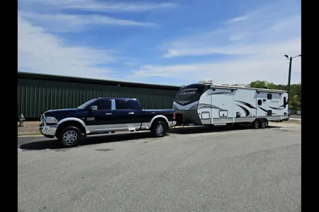 Danny's Keystone Cougar 32 RLI Travel Trailer
