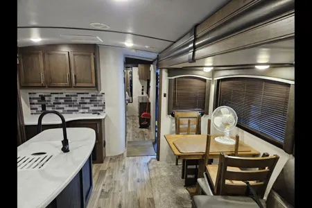 Danny's Keystone Cougar 32 RLI Travel Trailer