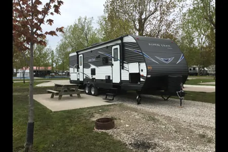 Sarah's Dutchmen Aspen trail 2790BHS Travel Trailer