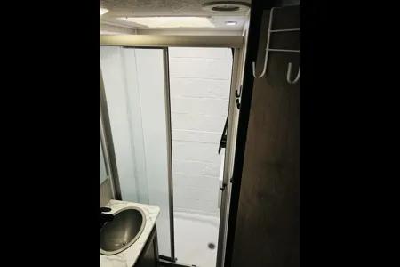 The Lander | Spacious Family Adventure RV!