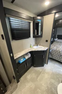 Luxury 35ft Trailer, delivery only, dogs ok