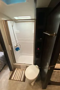 Luxury 35ft Trailer, delivery only, dogs ok