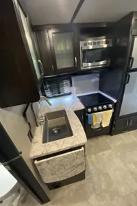 Luxury 35ft Trailer, delivery only, dogs ok