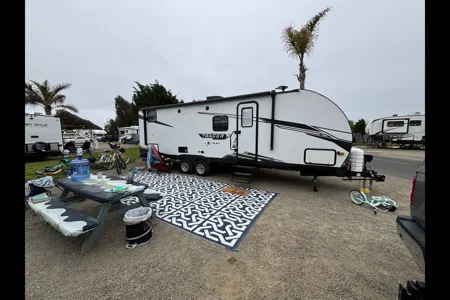 Tracer 27 Adventure RV