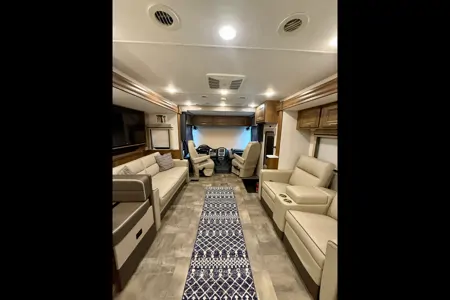 Coachmen Miranda 35OS Class A