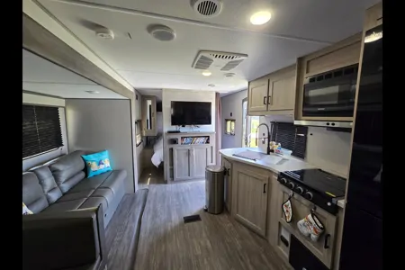 J&J Rv Rentals Forest River