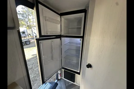 Coleman 1608RB Rubicon Travel Trailer