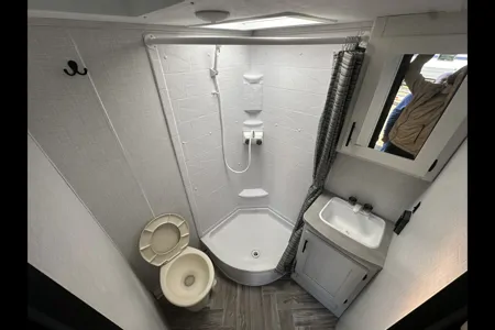 Coleman 1608RB Rubicon Travel Trailer