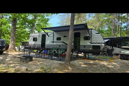 Adam's Coachmen Catalina Toy Hauler